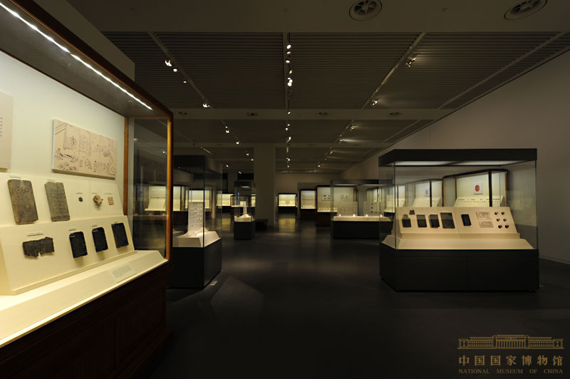 中国古代钱币展展柜设计样式-qm球盟会·(中国)球盟会展柜设计制作