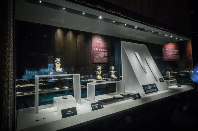 金沙博物馆展柜图1.png