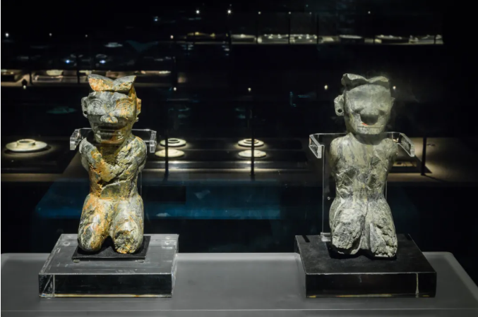 金沙博物馆展柜图2.png