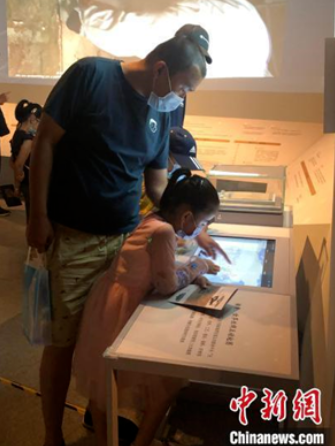 首都博物馆展厅.png