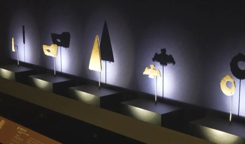 三星堆博物馆——qm球盟会·(中国)球盟会展柜